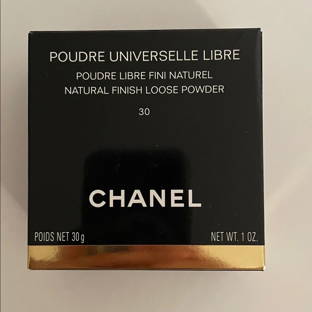 Chanel Poudre Universelle Natural Finish Loose Powder